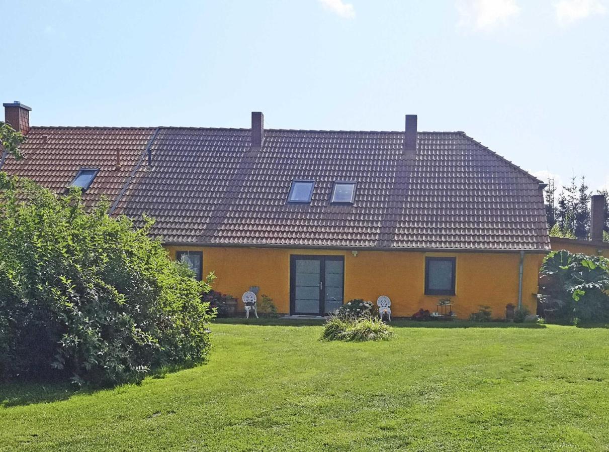 Ferienwohnungen in Lipsitz auf Rügen Thesenvitz Exterior foto