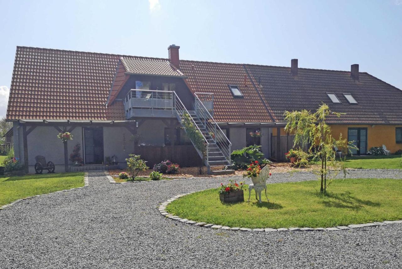 Ferienwohnungen in Lipsitz auf Rügen Thesenvitz Exterior foto