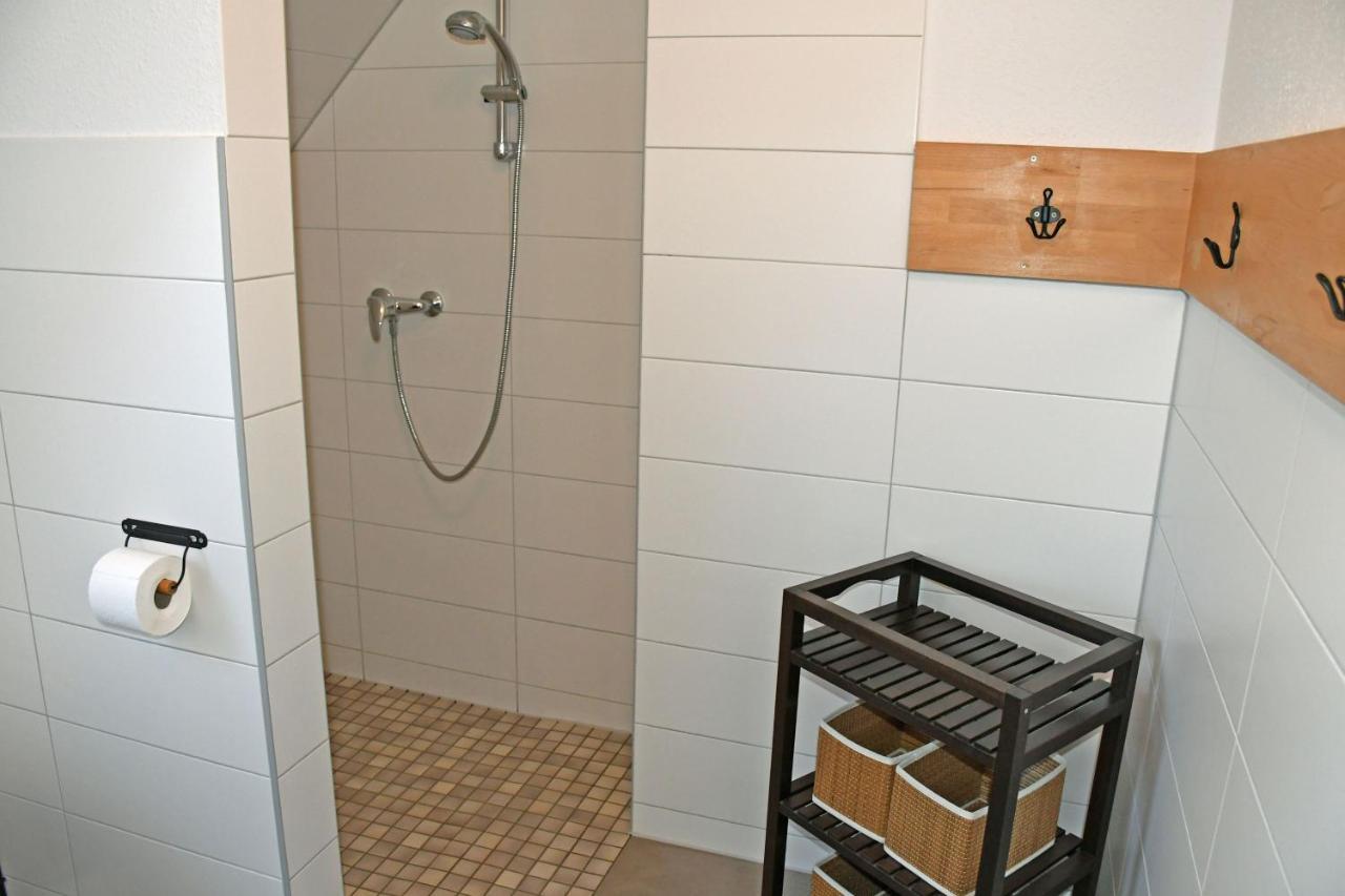 Ferienwohnungen in Lipsitz auf Rügen Thesenvitz Exterior foto